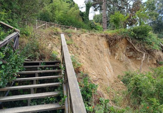 Novos desprendementos nos accesos ao Parque das Galeras pola inacción de Costas